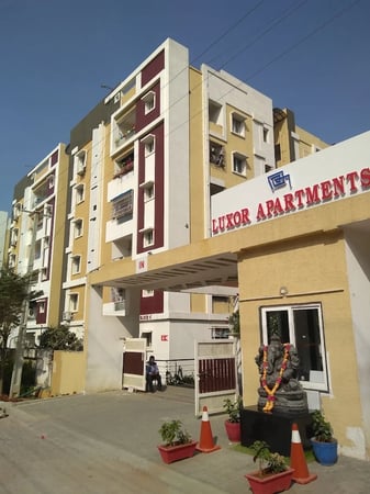 Luxor Apartments